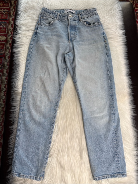 Zara Denim - Zara Light Wash High Waisted Well Worn Mom Jeans